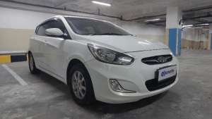 Jual bekas 2013 TDP 5,JT Hyundai Grand Avega 1.4 Bensin-MT Putih,lokasi di 