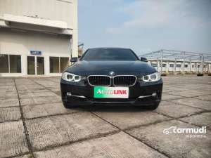 Jual bekas 2014 BMW 320i 2.0 Sport Sedan,lokasi di DKI Jakarta