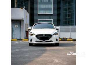 Jual bekas 2019 Mazda 2 1.5 R Hatchback MOBIL TERAWATSIAP PAKAI,lokasi di DKI Jakarta