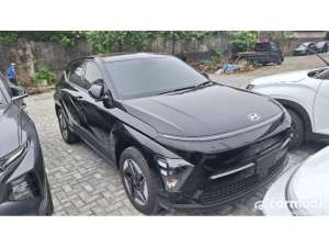 Jual bekas 2024 Hyundai Kona 0.0 Style Standard Range SUV PROMO KONABUY 1 GET 1 JT E-MONEYTERBATAS,lokasi di DKI Jakarta