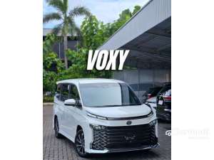 Jual bekas 2025 Toyota Voxy 2.0 Premium Color MPV,lokasi di Bali