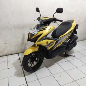 Jual bekas Aerox Non ABS 2017 -Kuning mesin Cakep,lokasi di Ciputat Timur