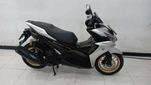 Jual bekas Aerox S ABS Keyles 155 VVA 2023 pajak Baru,lokasi di Banyumanik