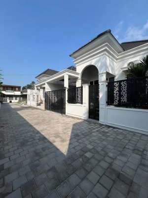 ALL IN RUMAH ALA SULTAN DESAIGN AMERICAN CLASSIK HADIR DI PURWOMARTANI lokasi di Kalasan, tersedia melalui melalui situs Olx