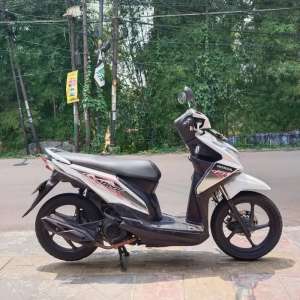 Jual bekas Beat Fi 2013 Mesin Nyuss,lokasi di Cinere