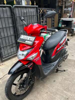Jual bekas Beat Pop 2015 modif siap ngacir,lokasi di Pondok Aren
