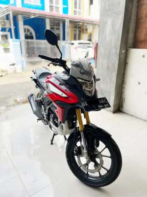 Jual bekas cb150x 2022 6 speed,lokasi di Medan Selayang