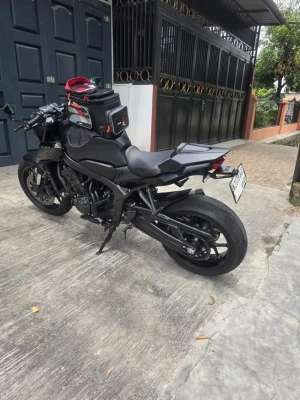 Jual bekas cb650r tahun 2023 full paper,lokasi di Medan Kota
