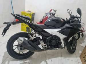 Jual bekas Cbr Facelift 2017 stnk,lokasi di Bekasi Utara