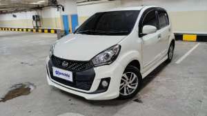 Jual bekas Daihatsu Sirion 1.3 D Bensin-AT 2017 Silver,lokasi di 