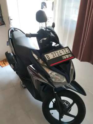 Jual bekas DI JUAL HONDA VARIO 125 TH 2014 MULUS,lokasi di Bekasi Barat