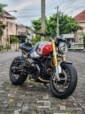 Jual bekas Dijual cepat motor BMW R9T Istimewa,lokasi di Depok