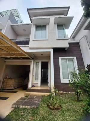 Dijual Cepat Rumah cluster Chalcedony PHG Gading Serpong Furnish lokasi di Gading Serpong, tersedia melalui melalui situs Olx