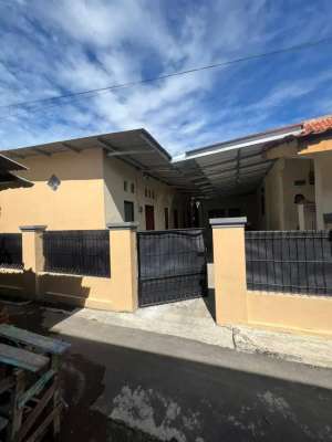 DIJUAL CEPAT RUMAH dan KOST lokasi di Gunung Jati (Cirebon Utara), tersedia melalui melalui situs Olx