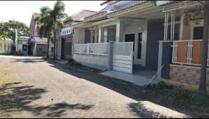 DIJUAL HUNIAN NYAMAN SIAP HUNI, STRATEGIS DALAM KOTA MADIUN lokasi di Manguharjo, tersedia melalui melalui situs Olx