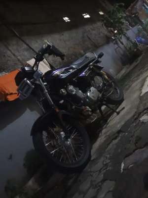 Jual bekas Dijual motor gl100 Gress tinggal gas,lokasi di Jagakarsa