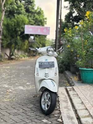 Jual bekas DIJUAL PIAGGIO VESPA PRIMAVERA 150 3VIEGOOD CONDITION,lokasi di Tebet