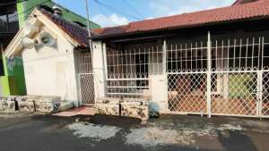 DIJUAL RUMAH CEPAT TANPA PERANTARA JAKARTA TIMUR lokasi di Duren Sawit, tersedia melalui melalui situs Olx