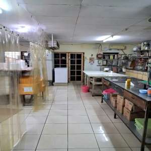 Dijual Rumah di Pelepah Raya, Kelapa Gading, 289m2, SHM,Hoek Unfurnish lokasi di Kelapa Gading, tersedia melalui melalui situs Olx