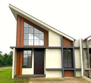 DIJUAL RUMAH EMERALD CITY CIBINONG BOGOR lokasi di Cibinong, tersedia melalui melalui situs Olx