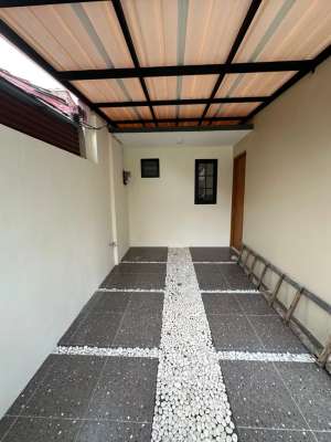 DIJUAL RUMAH GADING SERPONG CLUSTER CATALINA lokasi di Gading Serpong, tersedia melalui melalui situs Olx