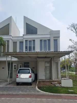 DIJUAL RUMAH GRAND PAKUWON CLUSTER ADELAIDE - Surabaya Barat lokasi di Tandes, tersedia melalui melalui situs Olx