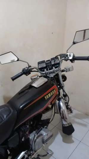 Jual bekas DIJUAL RX KING COBRA PERTAMA 1983 HITAM,lokasi di Cimanggis