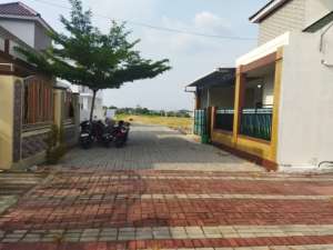 dijual tanah kavling luas 98m2 lokasi dekat spbu tempel hrg 183jt lokasi di Gatak, tersedia melalui melalui situs Olx