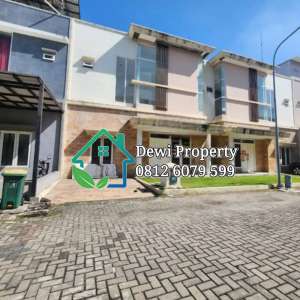 DIJUAL VILLA KOMP CEMARA KUTA JLN SEMINYAK lokasi di Medan Area, tersedia melalui melalui situs Olx