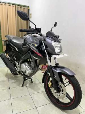 Jual bekas DIJUAL VIXION TH 2014 MULUS NO MINUS KILOMETER UNDER 10.000KM,lokasi di Ciledug