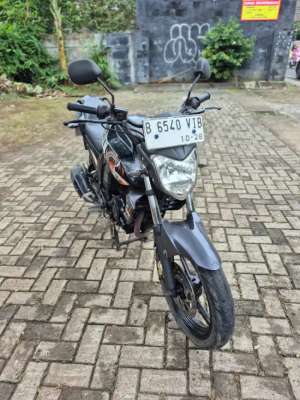 Jual bekas Dijual Yamaha Byson tahun 2013 pajak hidup,lokasi di Serpong