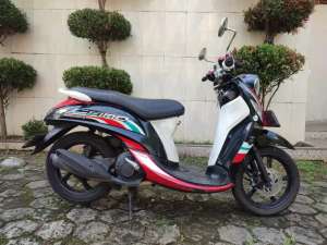 Jual bekas DIJUAL YAMAHA FINO TAHUN 2015,lokasi di Limo