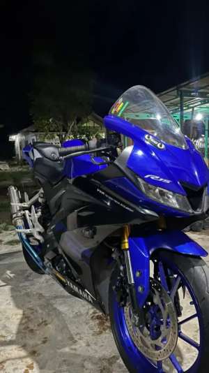 Dijual Yamaha R15 2020 lokasi di Harjamukti, tersedia melalui melalui situs Olx