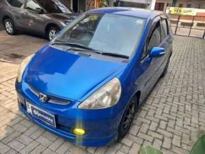 Jual bekas DP 5 Honda Jazz 1.5 VTEC Bensin-AT 2006 6QJ,lokasi di 