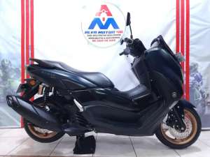 Jual bekas DP 500 RBYAMAHA NEW NMAX TH 2022 GREY MATT HIJAU ARMY LOW KM GRES,lokasi di Pasar Minggu