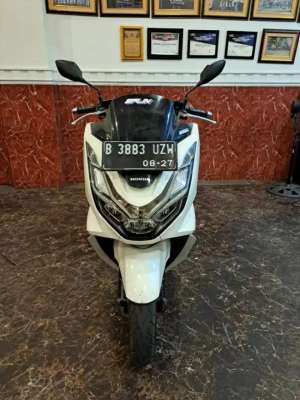 Jual bekas DP 500 RB PCX 160 ABS 2022 MOTOR MULUS,lokasi di Benda