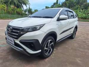 Jual bekas DP Murah Toyota Rush 1.5 TRD Sportivo 7 Bensin-MT 2020,lokasi di 