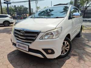 Jual bekas DP Rendah 9JT Toyota Kijang Innova 2.0 G Bensin-AT 2015 Putih,lokasi di 