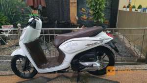 Jual bekas Genio CBS ISS tahun 2021 Cantik Sekali.Odomtr 16.000 KM,lokasi di Kota Medan