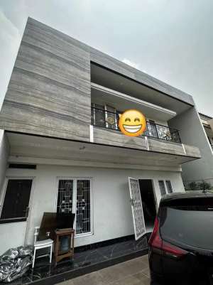 Hadap Utara Rumah Grisenda Ukuran 10x20 lokasi di Penjaringan, tersedia melalui melalui situs Olx
