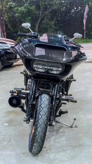 Jual bekas Harley Davidson Road Glide 2018,lokasi di Cileungsi
