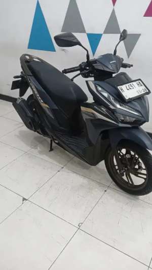 Jual bekas Honda All New Vario 125 SE CBS ISS Keyles 2023,lokasi di Semarang Timur