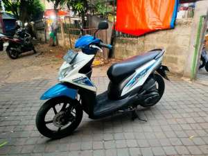 Jual bekas Honda Beat 110cc PGM-FI Tahun 2015,lokasi di Setia Budi