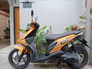 Jual bekas Honda beat karbu 2008 warna orange,lokasi di Pasar Minggu