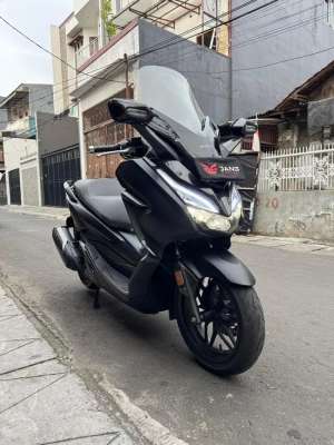 Jual bekas Honda Forza 250 Forza250 ABS 250cc Murah 2019,lokasi di Jatinegara