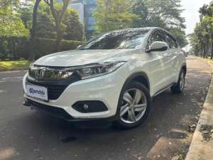 Jual bekas Honda HRV 1.5 S Bensin-MT 2020 Putih,lokasi di 