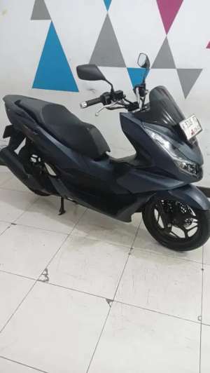 Jual bekas Honda New PCX 160 ABS 2022 Pajak Baru,lokasi di Semarang Timur