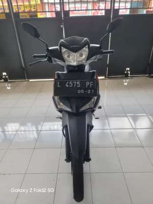 Jual bekas Honda new supra x 125 2017 FI CW dobel cakram mulus spt baru petemon,lokasi di Sawahan