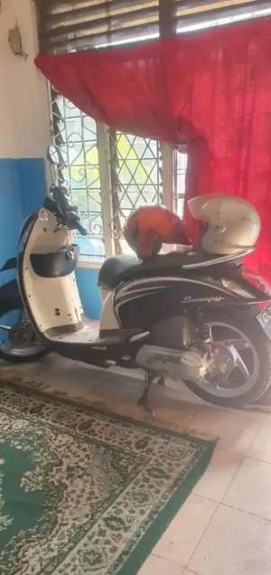 Jual bekas honda scoopy f1 2014,lokasi di Pancoran