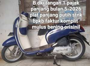 Jual bekas Honda scoopy f1 2014 cw asli biru B dki timur tangan 1 pajak pnjang,lokasi di Senen